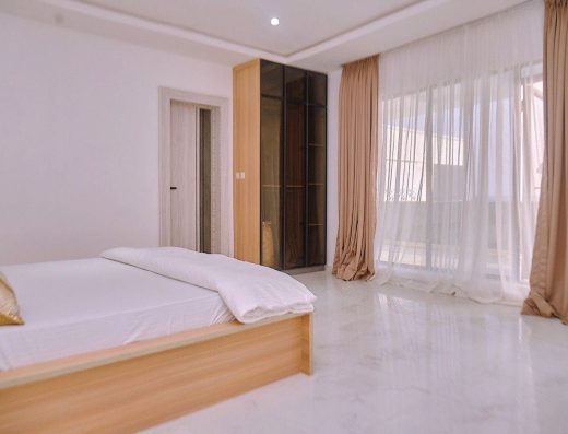 5 BR Private Beach Resort The Den Ilashe